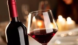 娱乐吃瓜酱红酒百醇