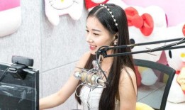 快手娱乐圈吃瓜主播是谁,揭秘娱乐圈幕后故事