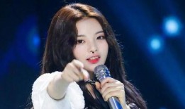 娱乐吃瓜丫杨超越,娱乐吃瓜界的“瓜王”传奇