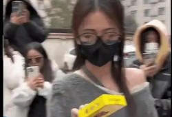 新鲜娱乐八卦圈吃瓜事件,揭秘明星幕后故事，揭秘那些不为人知的真相